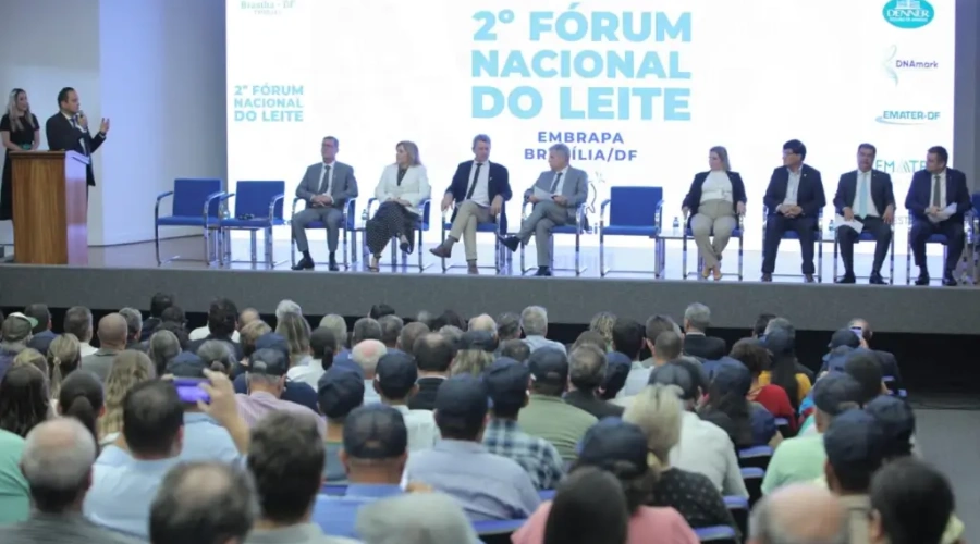 Fórum Nacional do Leite da ABRALEITE faz história e se torna um marco para a pecuária leiteira nacional
