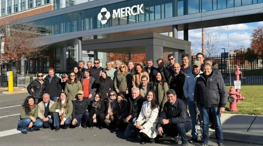 A primeira edição internacional do Dairy Club levou produtores brasileiros aos Estados Unidos para uma experiência única