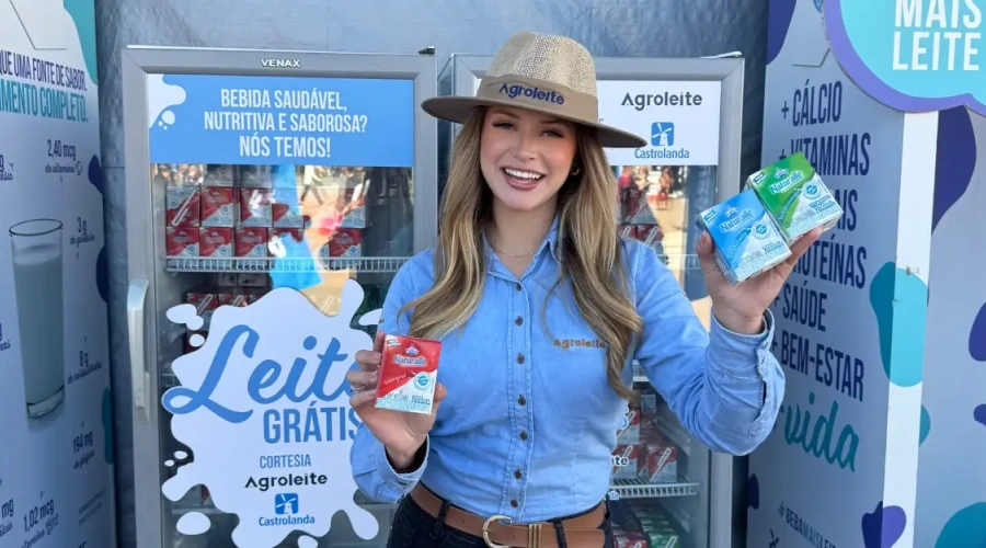 Distribuição gratuita de leite: tradição celebrada pelo público