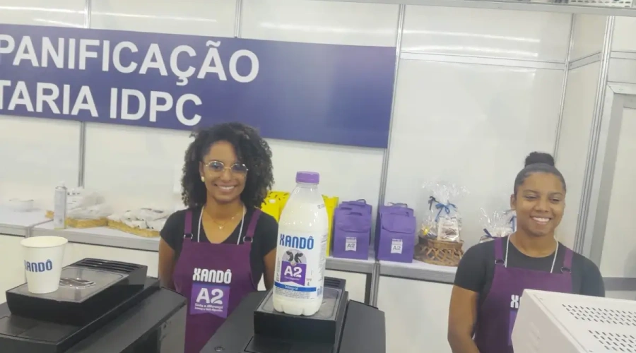 Xandô leva conhecimento sobre leite A2 à FIPAN em aulas-show voltadas a profissionais da panificação e food service