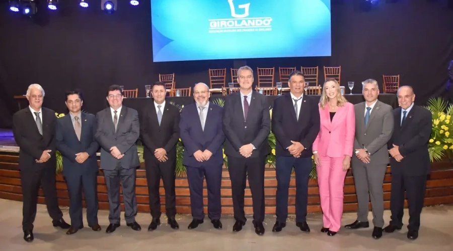 Com foco na busca de soluções para a pecuária leiteira, nova diretoria da Associação de Girolando toma posse