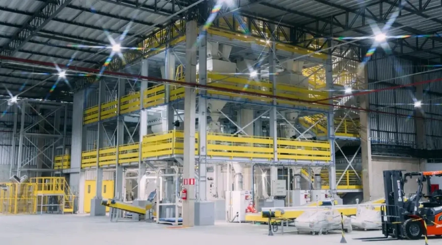 Inauguração da fábrica de suplementos nutricionais da dsm-firmenich marca um novo horizonte para a pecuária leiteira